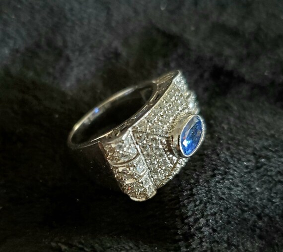 Exquisite 18K Art Deco Diamond and Sapphire ring - image 4