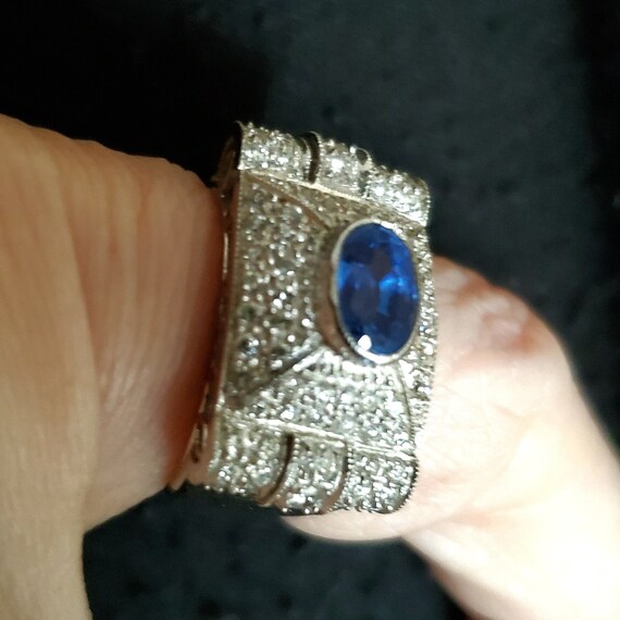 Exquisite 18K Art Deco Diamond and Sapphire ring - image 5