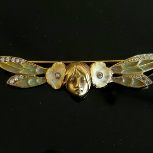 Unique Vintage 18K Gold Plique a Jour Lady Face Brooch