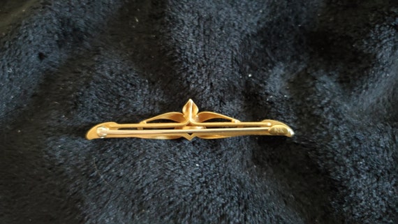 Classic 14K Art Nouveau Enameled Flower pin View 2