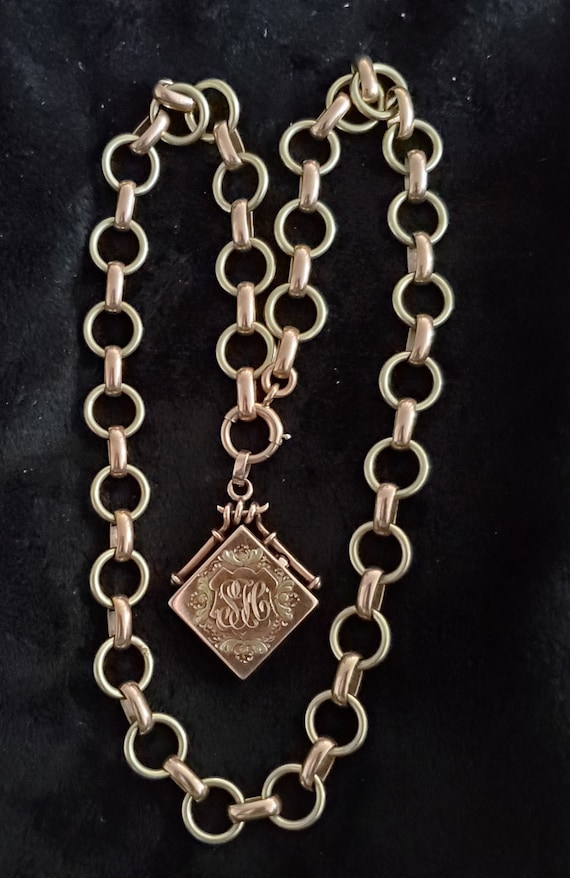 Antique 14K Green and Pink Gold Chain and locket