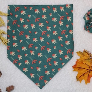 Teal Tulip Flannel Pet Bandana & Scrunchie Set