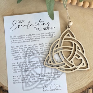 Geschichtskarte Ornament, keltisches Knoten Ornament, ewige Freundschaft, irisches Erbe Ornament, Freund Geschenk, personalisiertes Ornament, hergestellt in den USA