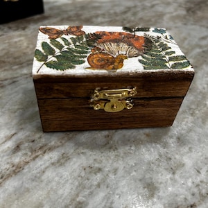 Coffin sized velvet ring box. Coffin ring box, two ring ring box Wedding and engagement. Gothic wedding. Proposal ring box Halloween wedding