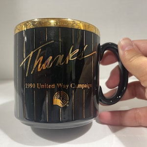 1990 UNITED WAY Vintage Black/Gold Pinstripe Ceramic Coffee Mug - Made in England - Rare!