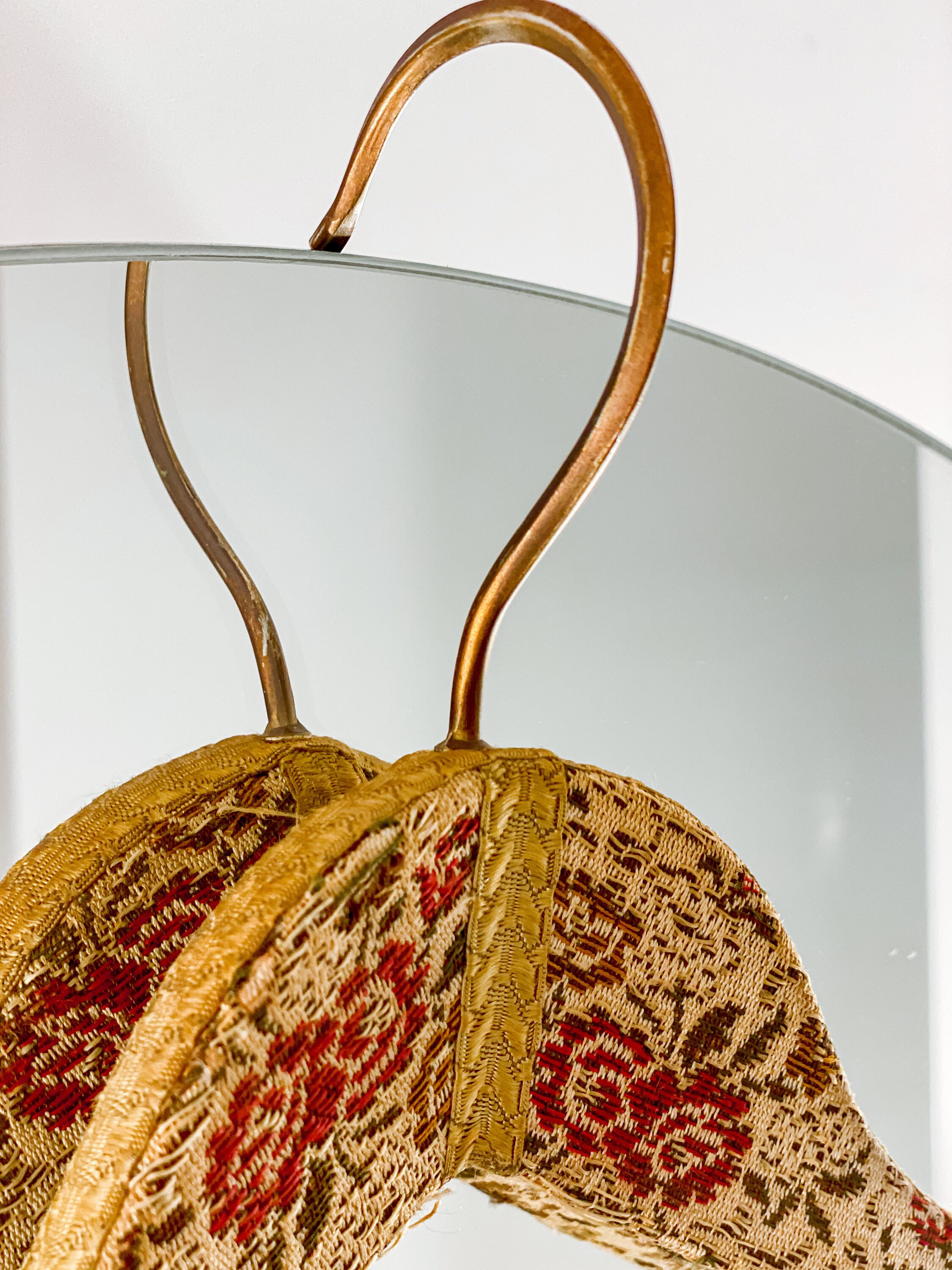 Hangerworld Gepolsterte Satin-Kleiderbügel – 10 Stück, Cremefarben, 43 Cm, Mit Goldenem Haken