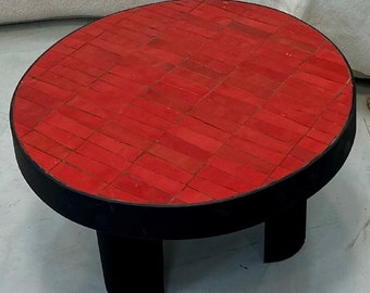 MASSGESCHNEIDERTER FLIESTISCH, marokkanischer Zellige-Tisch, roter handgefertigter Tisch, niedriger Tisch, luxuriöser Terrassenbedarf, Mosaik-Design nach Maß