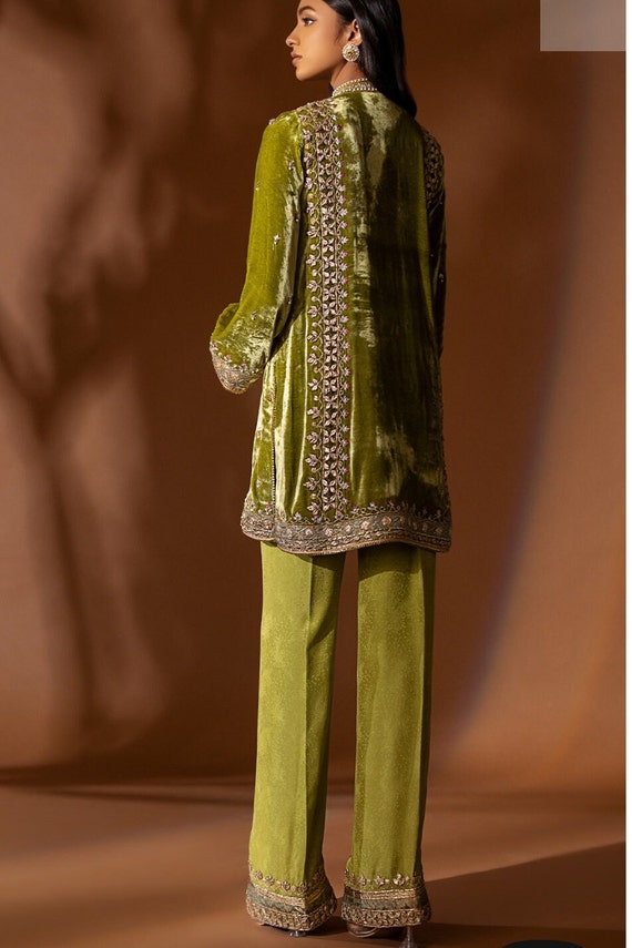 Embroidered Pant Suit Set,oliver Green Velvet Suit, Blazer Pant Set, Short  Top With Pant, Wedding Formal, Winter Velvet Suit,plus Size Dress 