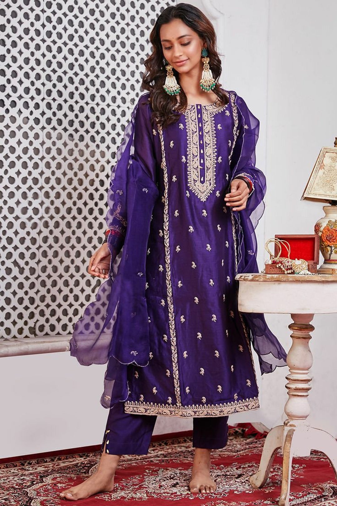 INDACORIFY Gold Printed Kurti with Beautiful Embroidery Work