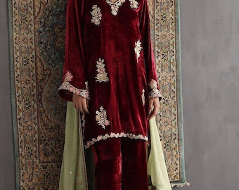 Maroon Velvet Kurti Suit: Embroidered Pakistani Winter Dress