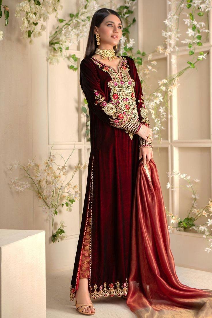 green emerald velvet dress Wedding Formals Pakistan: Elegant Women's Formal Dresses by Leading  Pakistani Brands  Florent Pakistan