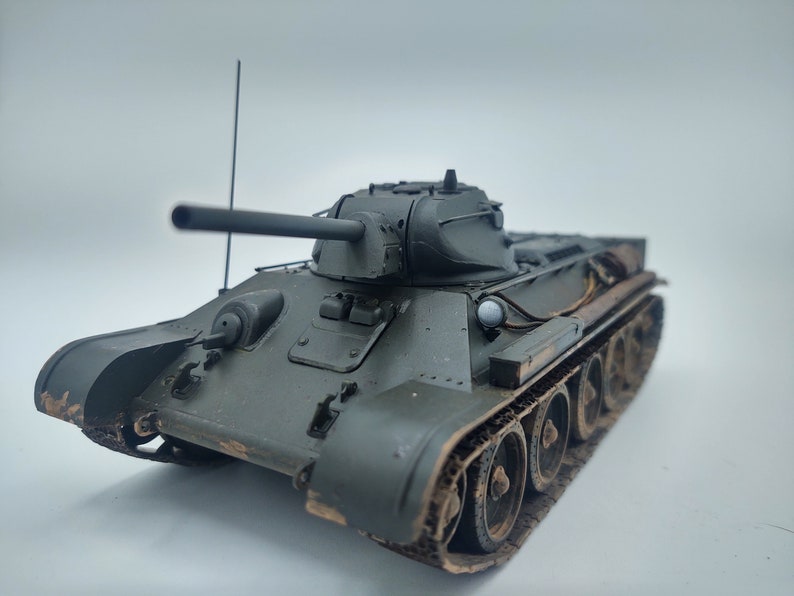 1/35 Scale Built to Order WWII Soviet Russian T-34/76 1942 Version ...