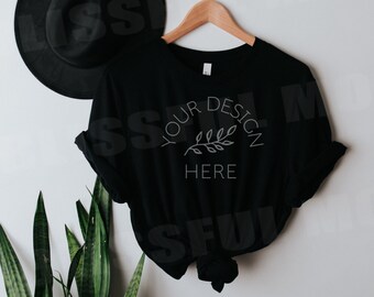 Maqueta de Bella Canvas 3001, maqueta de camiseta negra 3001, maqueta de camiseta colgante de Bella Canvas, maqueta de camiseta estilo boho, maqueta de camiseta POD