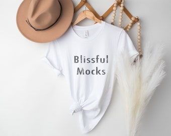 Bella Canvas weißes T-Shirt Mockup | Bella Canvas 3001 Mockup | Weißes T Shirt Mockup | Hängendes Mockup | Gebunden T-Shirt Mockup | Boho Mockup