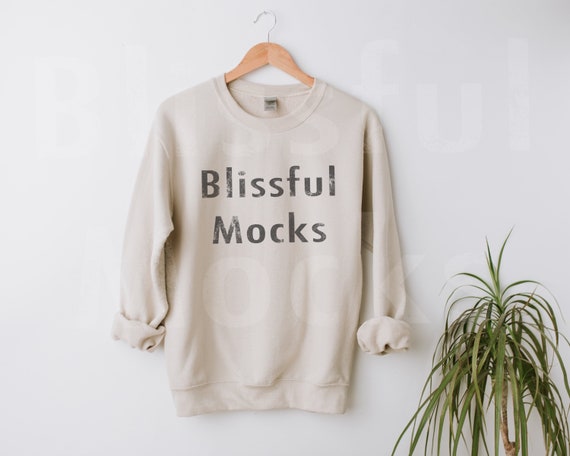 Gildan 18000 Mockup Gildan Sand 