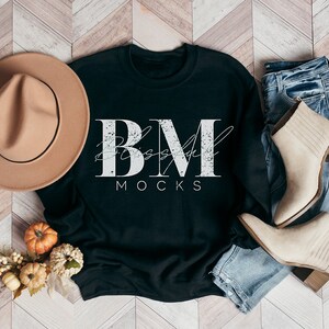 Gildan 18000 zwart mockup, Gildan-sweater-mockup, Gildan-mockup, herfstsweater-mockup