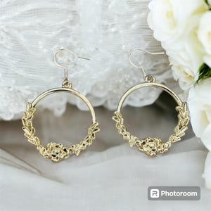 Gold wreath earrings| Handmade Earrings| Handmade gift| Birthday gift| Gold earrings| Gifts for her| Gifts for mum| Baby shower gifts