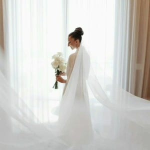 Wedding veil, soft and sheer veil, minimalist veil, barely there veil, cathedral wedding veil, wedding veil without gathers.
