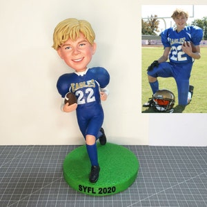 Personalized Football Player Bobblehead For Teenager, Custom Baseball Bobbleheads, Basketball Bobbleheads, Volleyball Player Bobbleheads