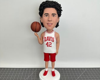 Custom Basketball Bobbleheads, Personalized Football Figurines, Custom Basketball Player Sculptures, Custom Athlete Bobblehead