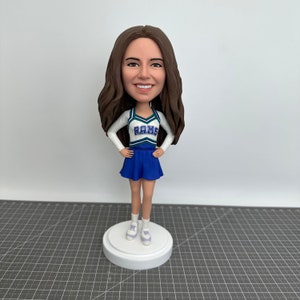 Benutzerdefinierte Cheerleader-Wackelköpfe, personalisierte Tänzerfiguren, benutzerdefinierte Freundin-Figur, personalisierte Tochter-Wackelkopf, Mutter-Wackelkopf