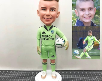 Custom Football Player Bobblehead, Custom Football Player Figure Bobblehead, Custom Kids Bobblehead Gifts For Teenage Football Players