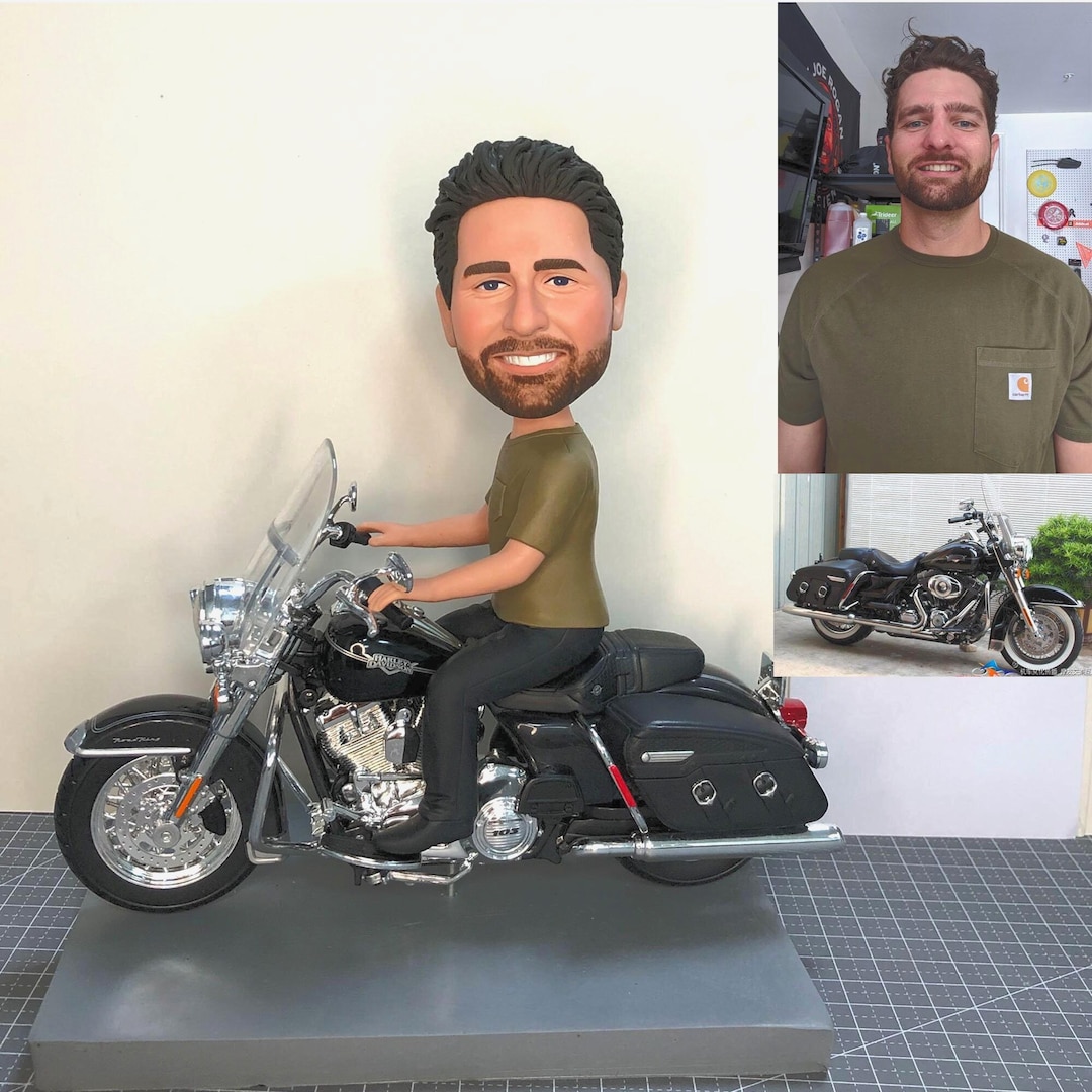 Custom Bobblehead on Motorcycle, Custom Racing Motorcycle Bobblehead ...