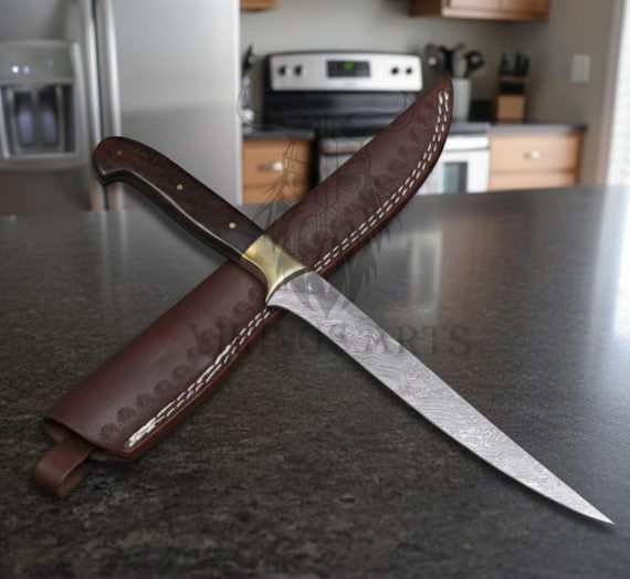 Handmade Damascus Steel Fishing Knife: Rosewood Handle, Leather Sheath