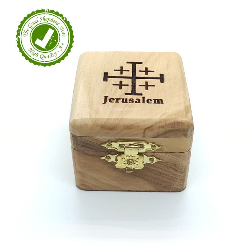 Olive Wood Box /& Rosary