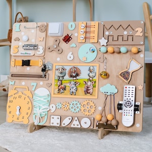 Cadeau sensoriel occupé pour bébé garçon et fille, jouets Montessori pour tout-petits pour 1 2 3 ans, planches d'activités en bois personnalisées Beschäftigungsbrett