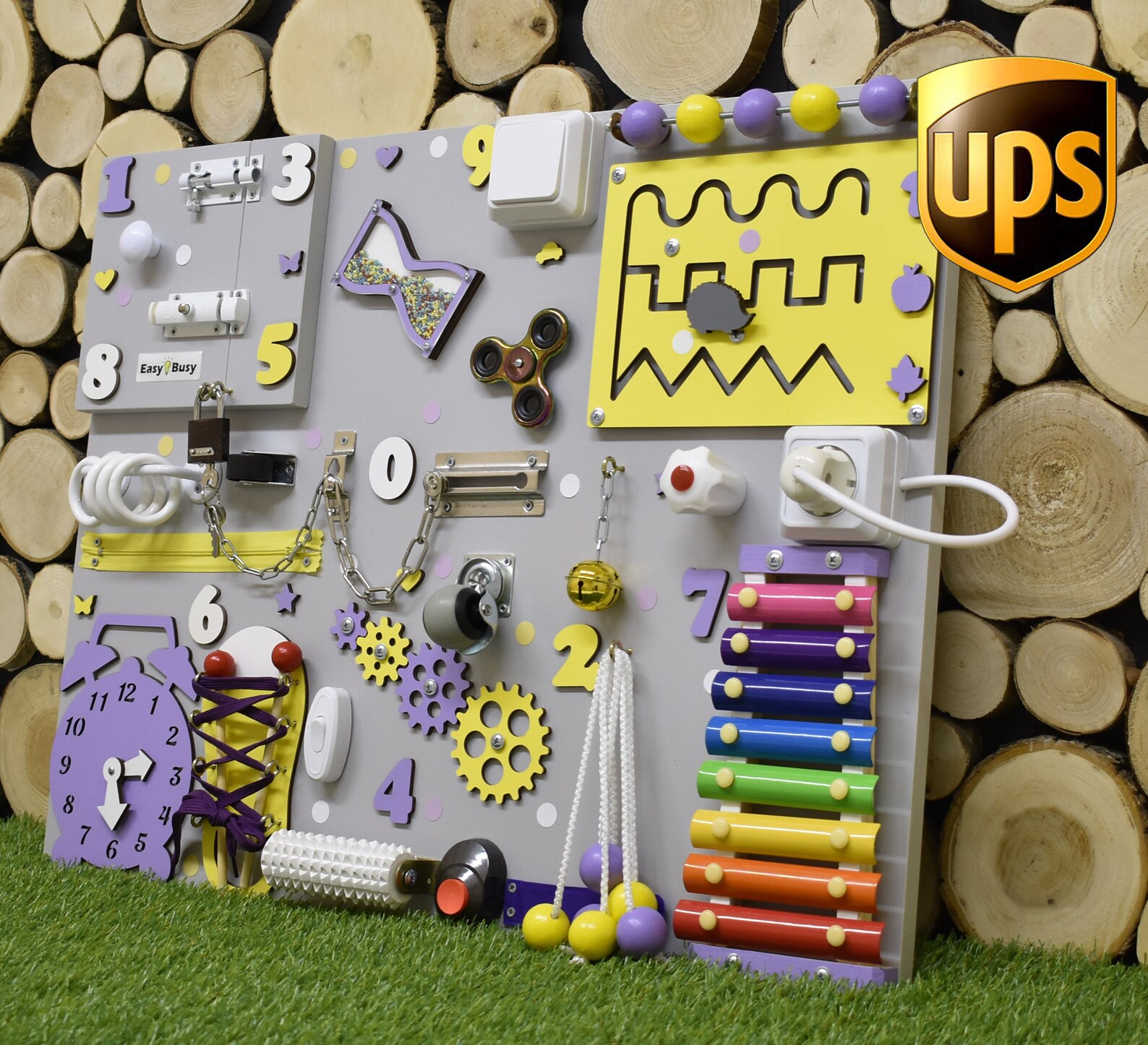 Бизиборд с тв пультом. Бизиборд iwoodplay бизи-дом со светом 28x28x35. Скандинавский бульвар 2 к 8. Изи бизи крю. Easy busy.