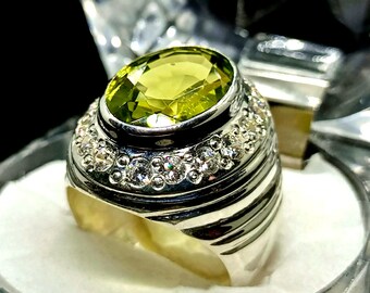 Very Clean PERIDOT in Handmade 925 Sterling Silver Special Ring for Men.