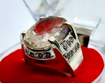 Beautiful QUARTZ Gemstone in Handmade 925 Sterling Silver Ring.