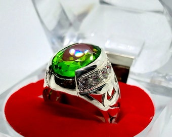 Very Attractive Green PERIDOT Ring, Green Ring, Handmade 925 Sterling Silver Ring.