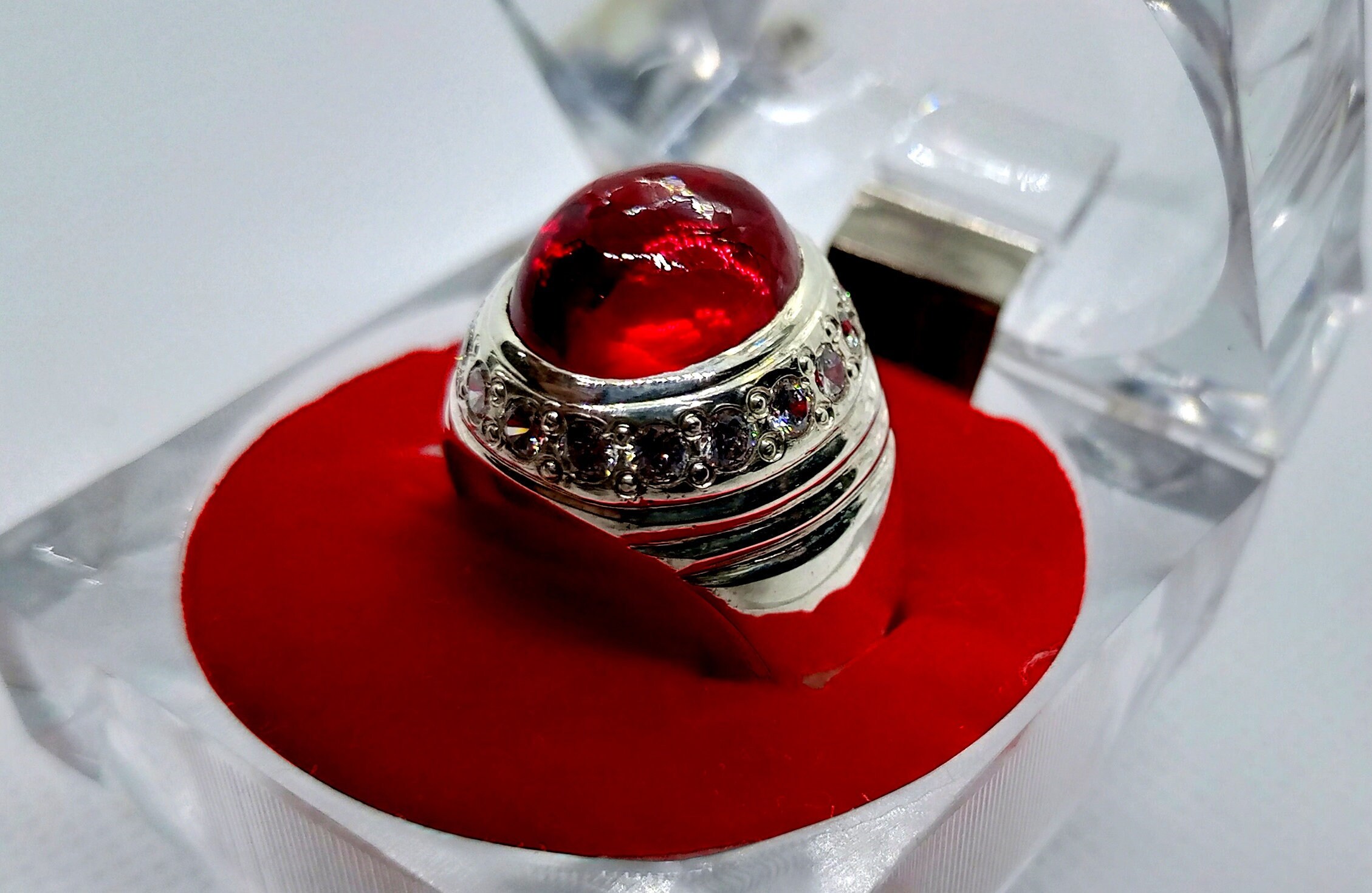 Anello Uomo Argento 925 Con Rubino Cabochon Rosso Sangue – Maharajah Jewels - Foto 4