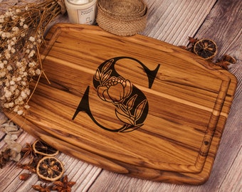 Personalisierte graviertes Holz Schneidebrett | Graviertes Schneidebrett Geburtstagsgeschenk | Hochzeitsgeschenk für Paar | Weihnachtsgeschenke| Familien Geschenke