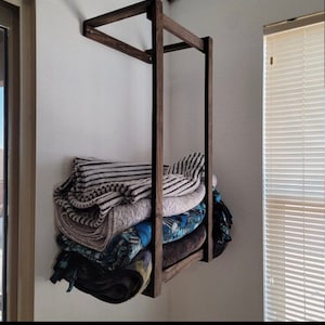 Blanket Rack/SALE/Quilt Rack/Storage/Wall Ladder/Gift ideas/Some assembly req’d/Ava. in Brown,Black,Gray,Teal,Navy stain dist. option