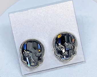 Swarovski Crystal Skull Stud Earrings, Silver Night, Swarovski Crystal Earrings, Skull Earrings, Skull Crystal, Halloween, Halloween Jewelry