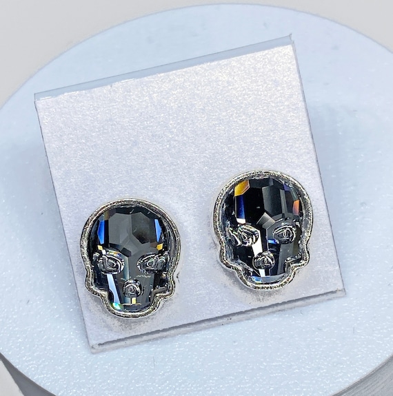 Swarovski Crystal Skull Stud Earrings, Silver Night, Swarovski Crystal Earrings, Skull Earrings, Skull Crystal, Halloween, Halloween Jewelry