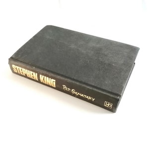 Book lover gifts Pet Sematary by Stephen King Horror book lover Librarian Literary Readers gift Vintage horror books gift Bookworm gift idea