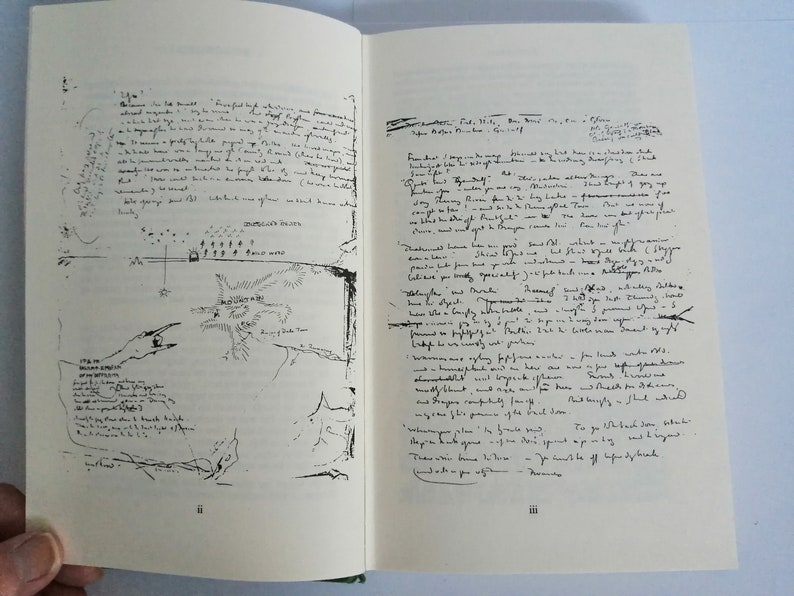 K&ouml;nnte beinhalten: Ein Schwarzwei&szlig;bild eines handgeschriebenen Tagebucheintrags. Der Text handelt von einer Reise und enth&auml;lt die W&ouml;rter "Reise zum dunklen Turm" und "du w&auml;rst nach Afrika gegangen".