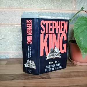 Skeleton Crew Different seasons by Stephen King Vintage Book lover gift Bookworm Readers Literary librarian Birthday book gift