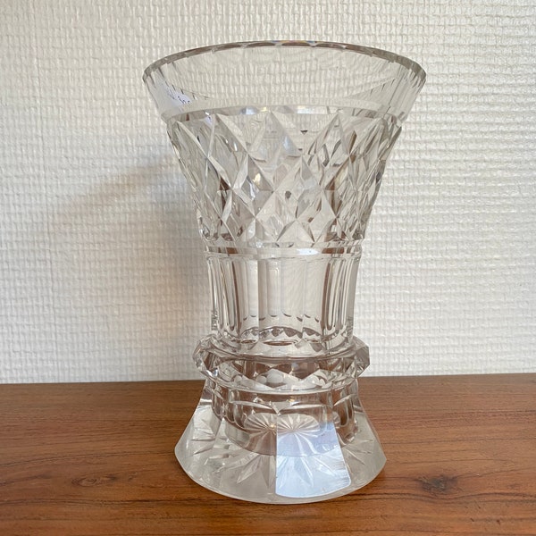 Vase vintage en cristal taillé