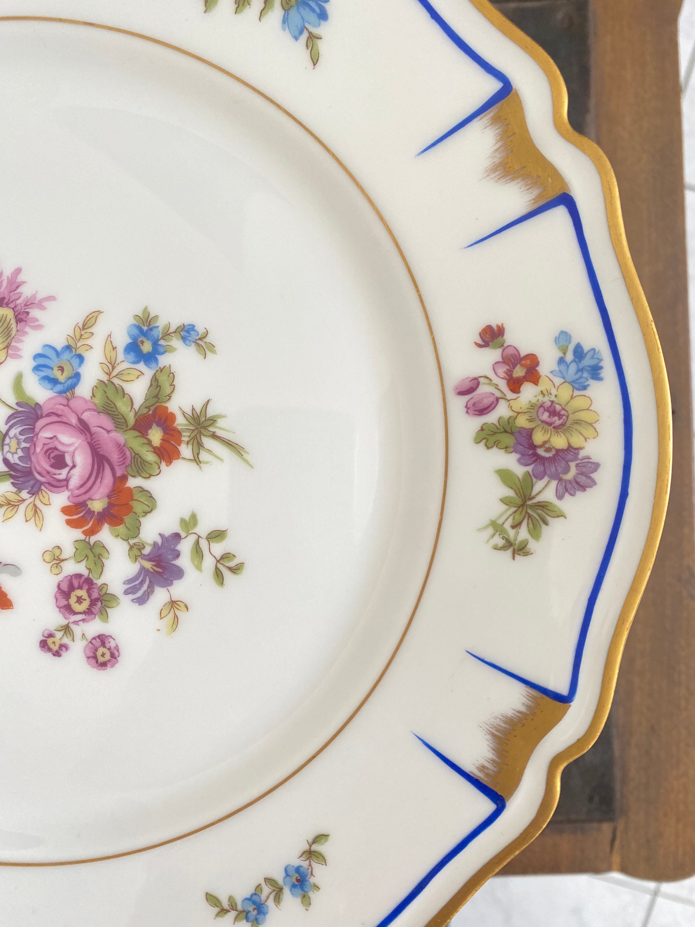 Assiettes à Fleurs en Porcelaine de Limoges