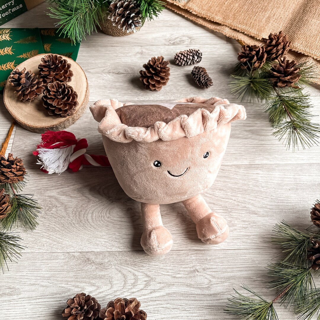 Mince Pie Dog Toy // Christmas Dog Toy, Plush Dog Toy, Toys for Puppies