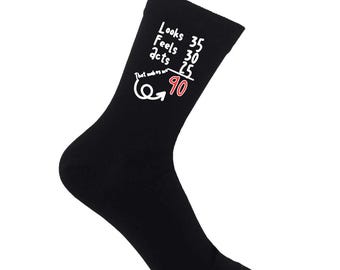 Chaussettes pour 90e anniversaire : cadeau de nouveauté amusant pour les grands-parents