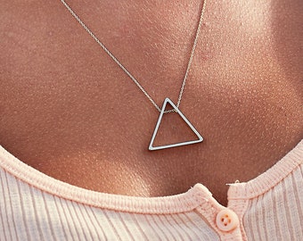 Gold Vermeil Dreieck Kette: Sterlingsilber Anhänger &#39;Luftzeichen&#39;