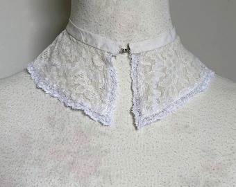 Antique lace collar white cream Edwardian vintage 1910s 1930s statement detachable collar