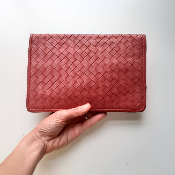Bottega Veneta Intrecciato clutch bag purse handbag red pink raspberry genuine kid leather lattice woven vintage 1980s 1990s