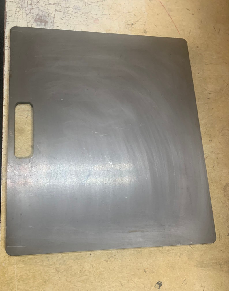 Fits OONI KODA 16,A36 Steel 16.7/" x 20.4/" 3//8/" Seasoned Steel Baking Plate